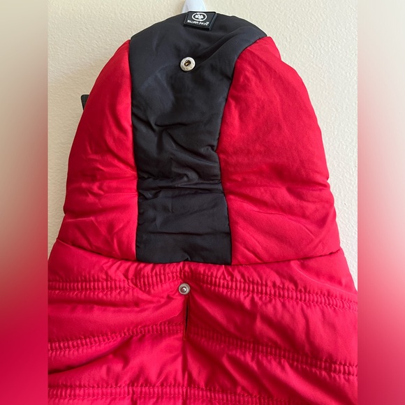 Silver Paw Snow Suit or Coat , with Zip off Legs. Adjustable for Warmth. - Picture 4 of 13